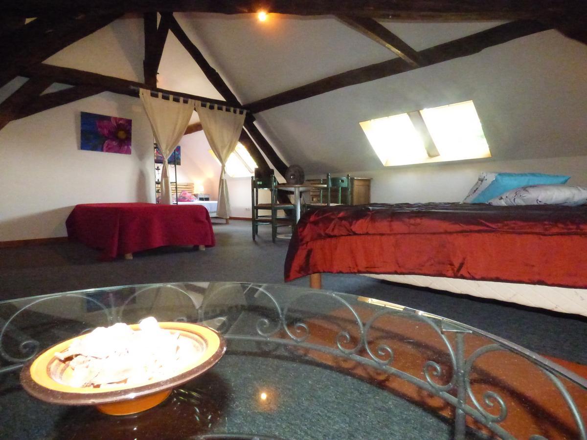 La Ferme Du Chateau Bed and Breakfast Tresnay Eksteriør billede